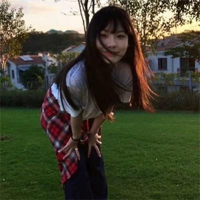碧窗艳影